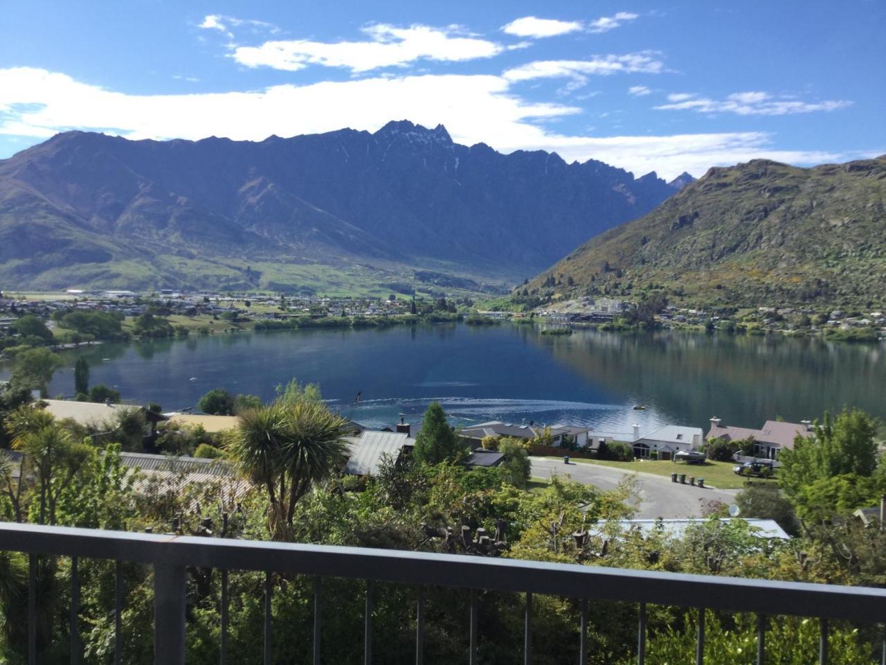 The Embassy B&B Queenstown Exterior foto