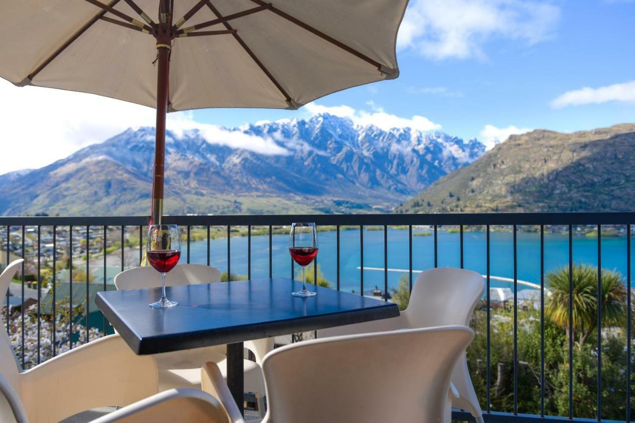 The Embassy B&B Queenstown Exterior foto