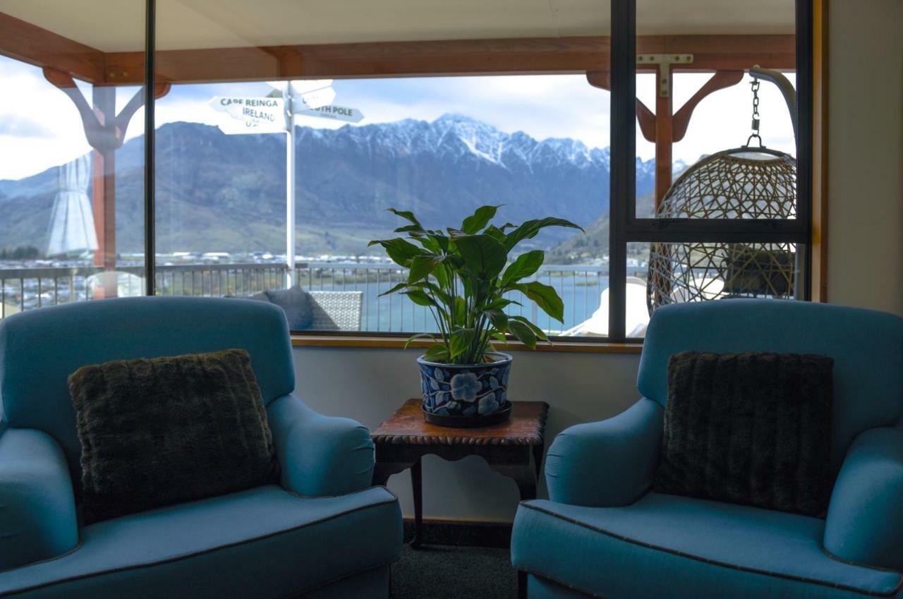 The Embassy B&B Queenstown Exterior foto